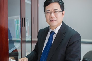 華中數控:與激光客戶聯合攻關研發的三維五軸數控裝置